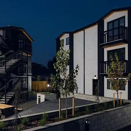 Cozy 1Br Apartment With Hagley Park View Κράισττσερτς Εξωτερικό φωτογραφία